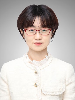 박윤진 교수 증명사진