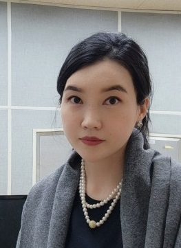 서희경 교수 증명사진